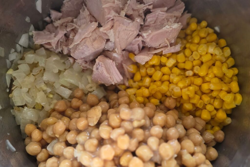 green chicken enchilada soup ingredients in instant pot